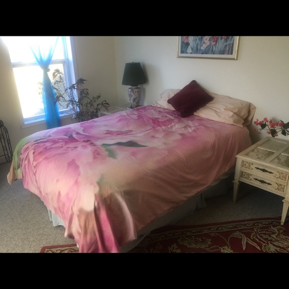 Queen Floral Duvet Cover - Picture 1 of 7